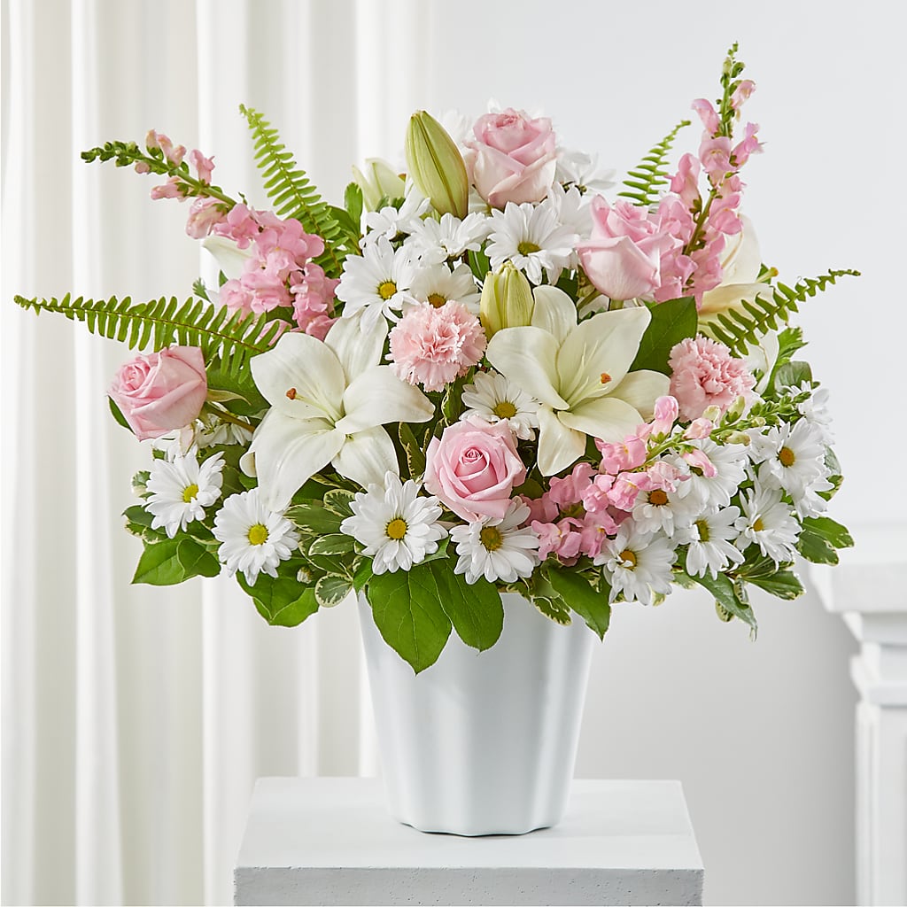 Soft Touch Tabletop Basket – Garside Florist, Vancouver WA