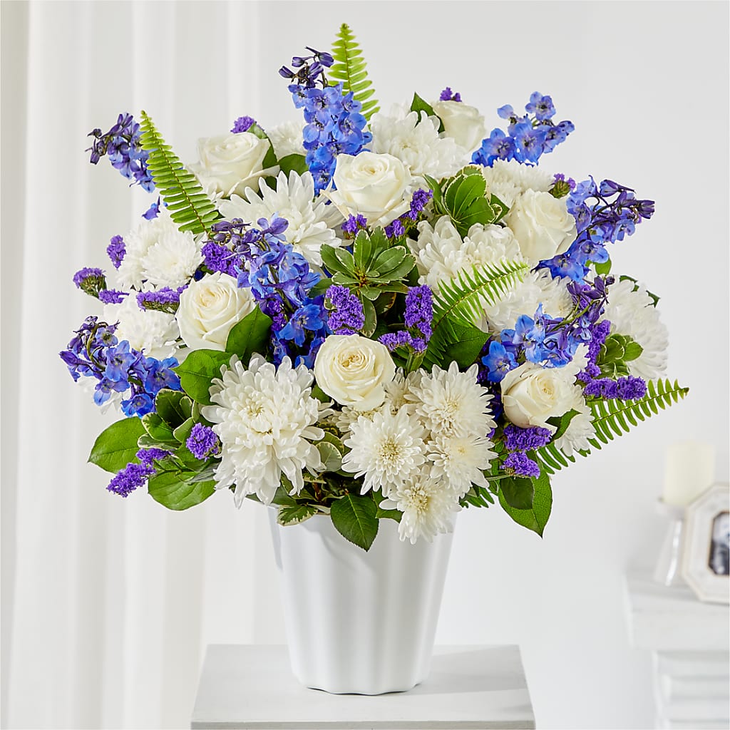 Hold Dear Tabletop Basket – Garside Florist, Vancouver WA