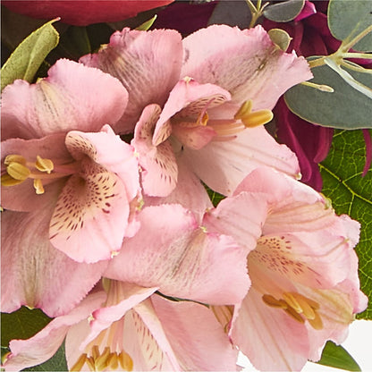Berry Cobbler Bouquet –  Garside Florist, Vancouver WA